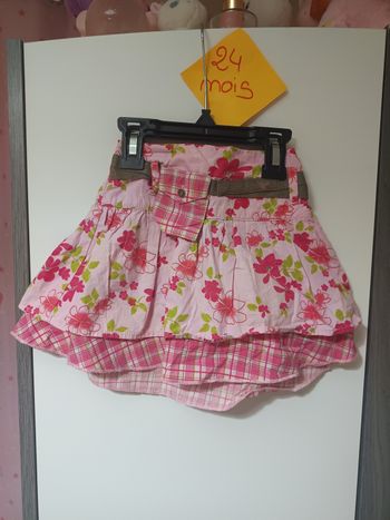 Jupe rose fleurie 86cm