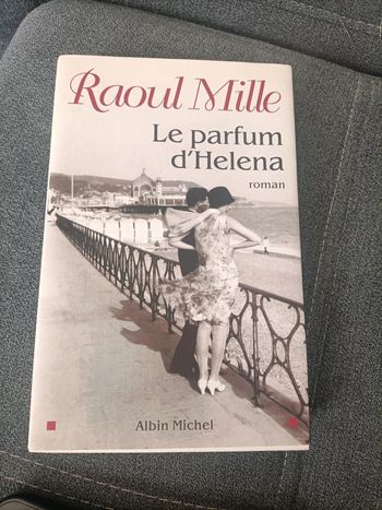Livre le parfum d helena
