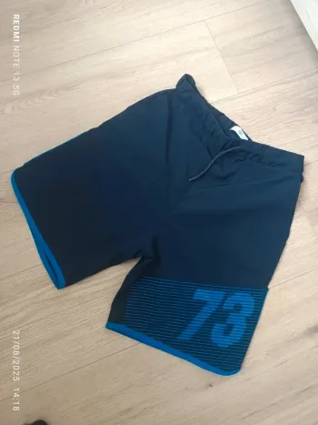 Magnifique short bleu La redoute taille 12 ans