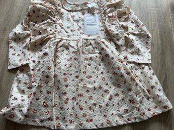 Robe neuve Zara 18-24 mois