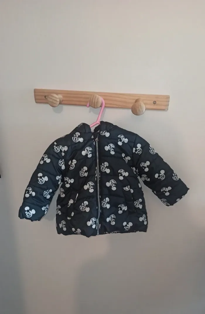 Manteau bébé Minnie taille 9 mois, chaud et mignon - photo numéro 2