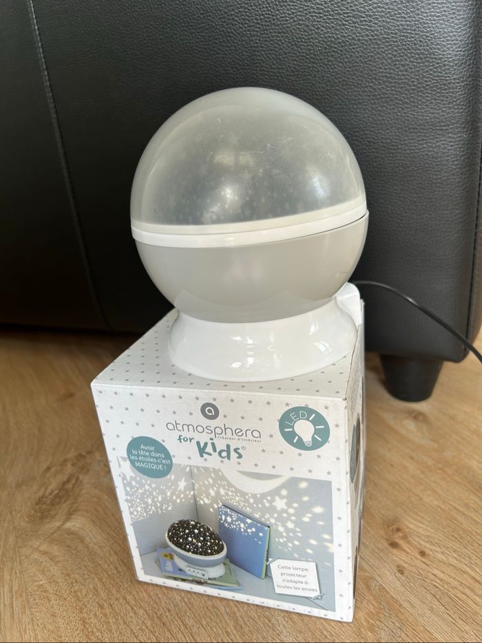 Veilleuse étoile multicolore