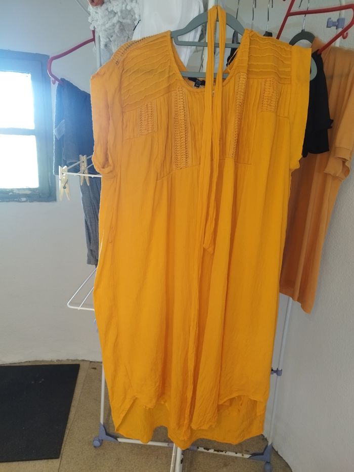 Robe orange - photo numéro 3