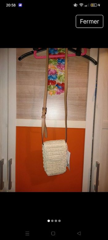 Pochette bandoulière 