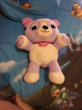 Peluche interactive violette vtech
