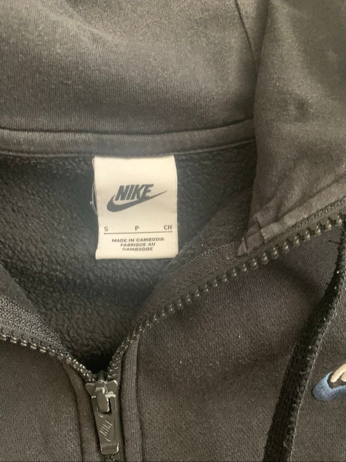 Gilet Veste nike noir taille S - photo numéro 3