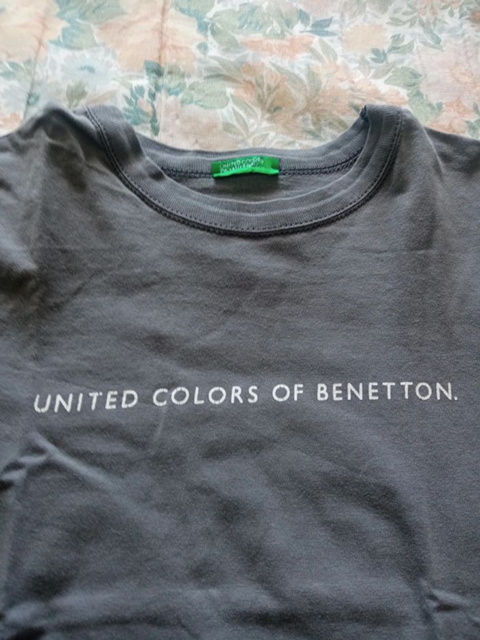 Tee-shirt Benetton 6 ans - photo numéro 2