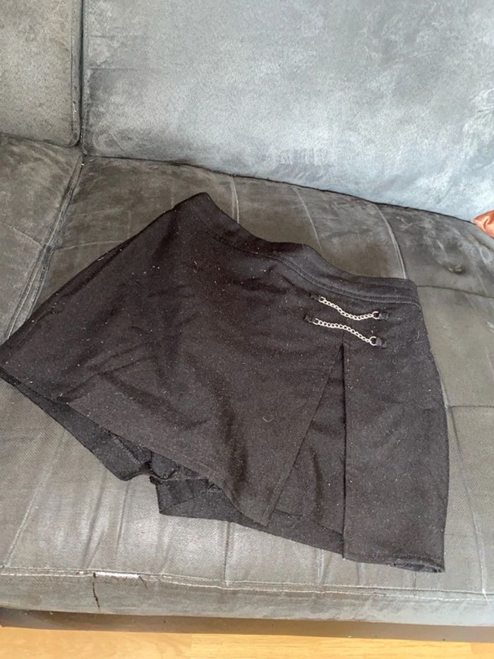 Jupe short 12 ans /taille 32 - photo numéro 3