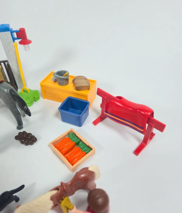 Playmobil centre équestre - photo numéro 3