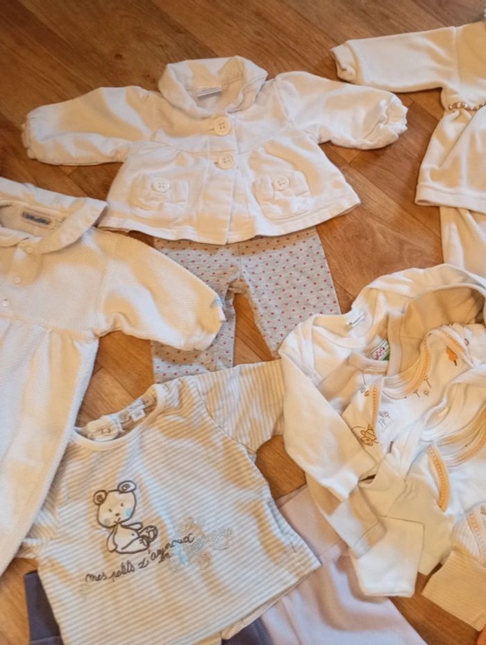 Lot vêtements bébé fille 3 mois - photo numéro 3