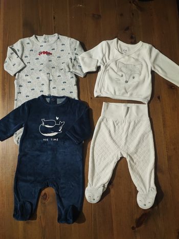 Lots de 3 pyjamas velours en 3 mois