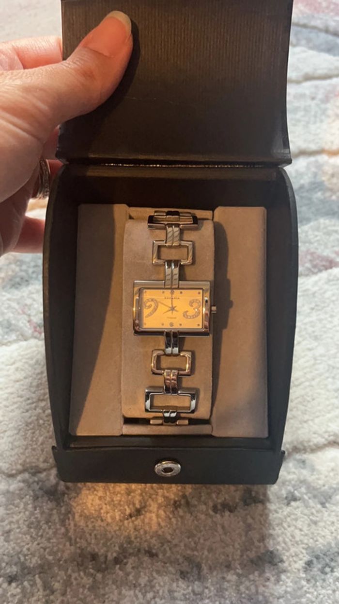 Montre Rodania