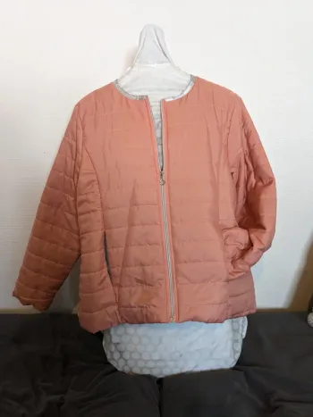 Doudoune Cosytech - rose liseré argenté.