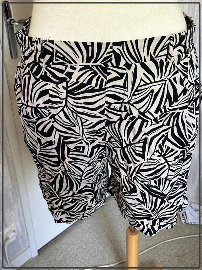 Short Armand thiery taille 42 * - photo numéro 2