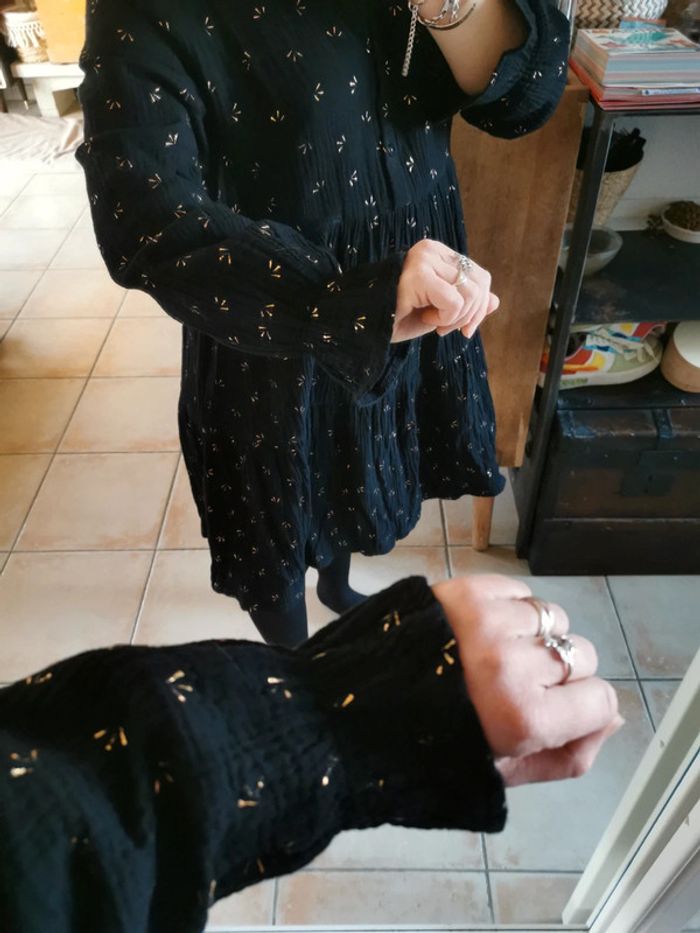 Robe baybdoll noir et doré - photo numéro 4