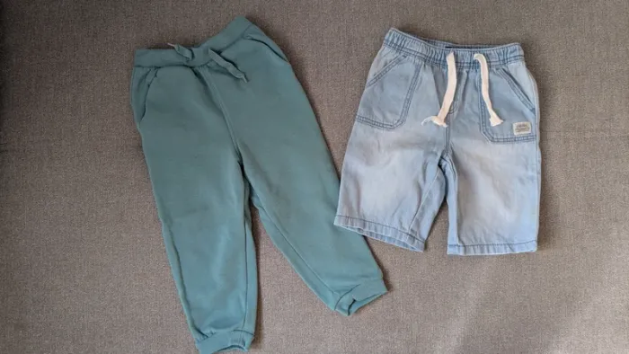 Lot 1 pantalon de jogging et 1 short en jean | 36 mois