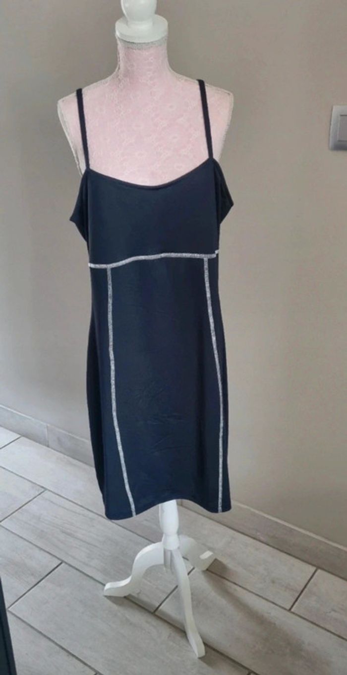 Robe noire H&M