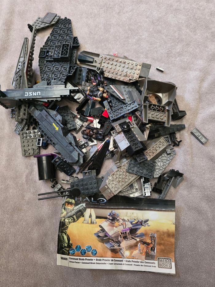 Lots de lego  megablock  halo  en vrac - photo numéro 2