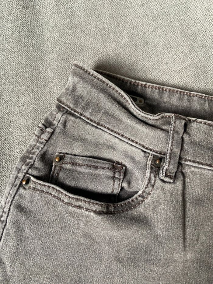 Jeans Pull & Bear gris - photo numéro 6