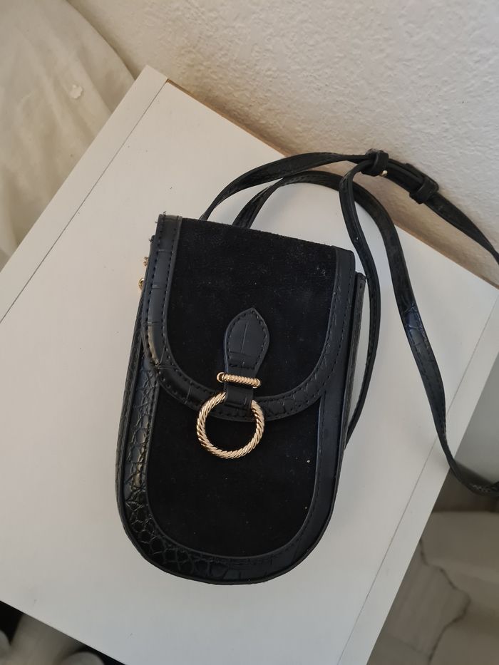 Pochette noir