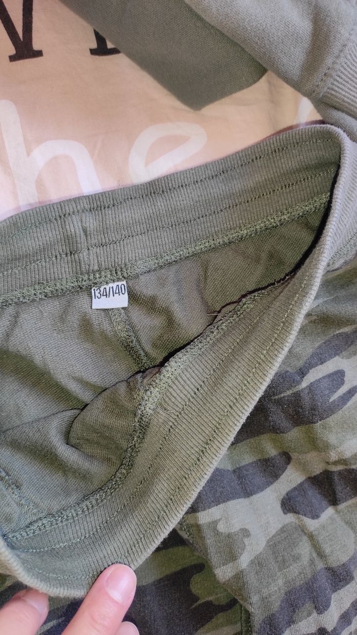 Lot veste C&A + short(sans marque) - photo numéro 3