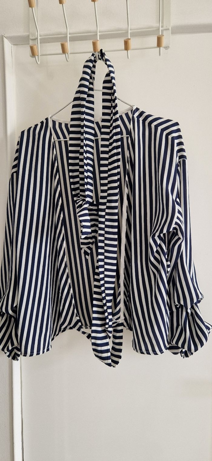 Jolie blouse à rayures