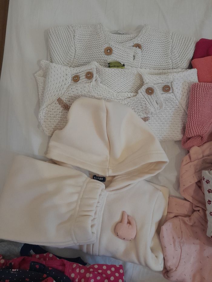 Lot vêtements fille  taille 6 mois - photo numéro 4