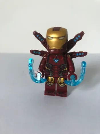 Figurine type lego Ironman. Marvel