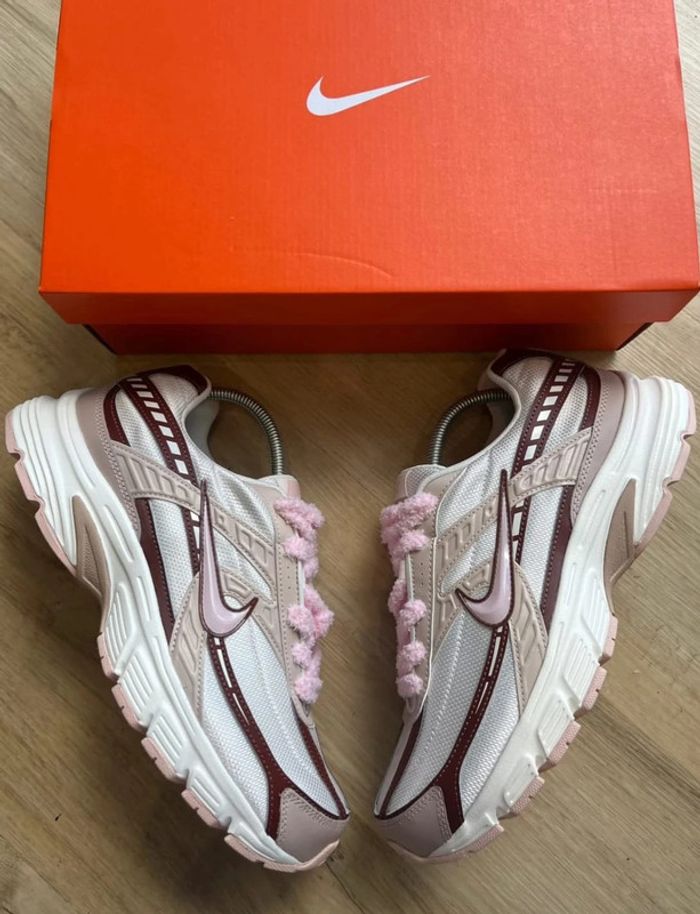 Nike Initiator Rose Blanc 44,5 Fluffy - photo numéro 2