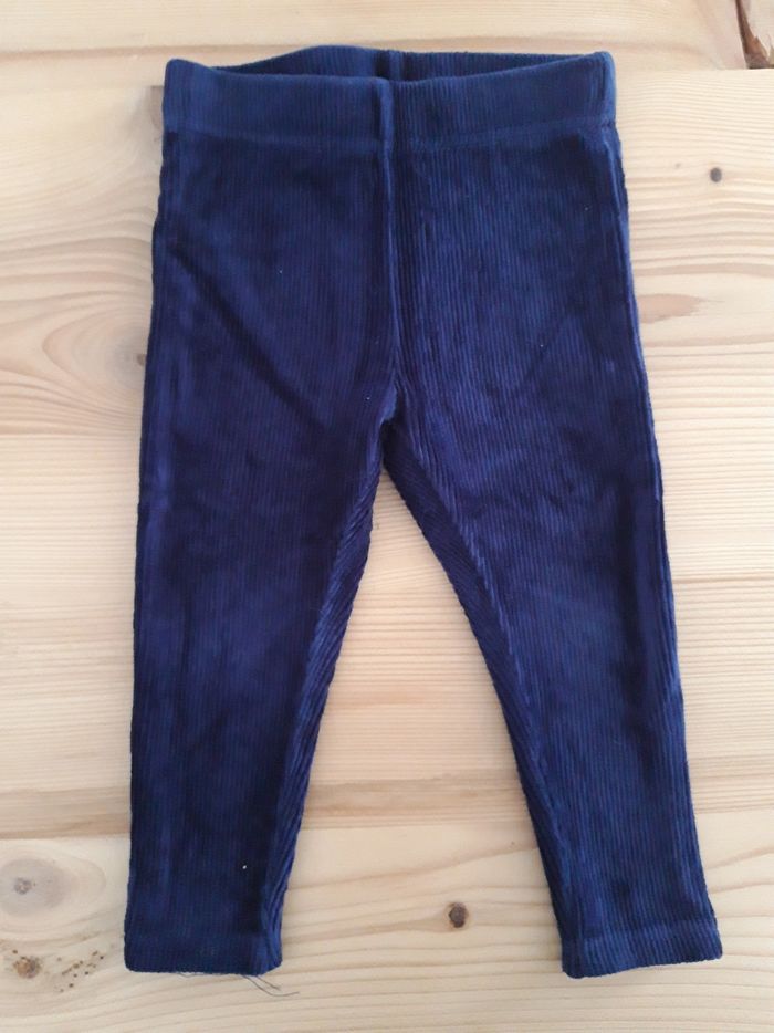 Lot 6  pantalons 12 mois - photo numéro 5