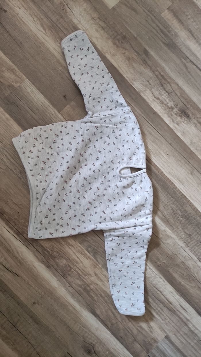 Pull 18 mois Kiabi - photo numéro 2