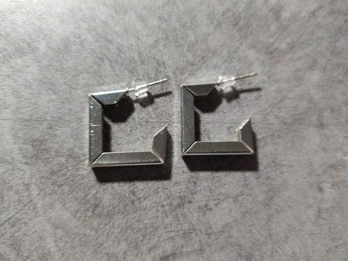 Boucles d'oreilles fantaisie métal argenté clous