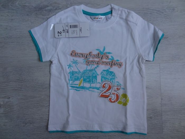 Tee-shirt kiabi neuf 24 mois