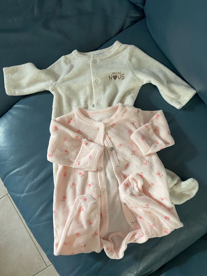 Lot bébé 1 mois fille - photo numéro 3