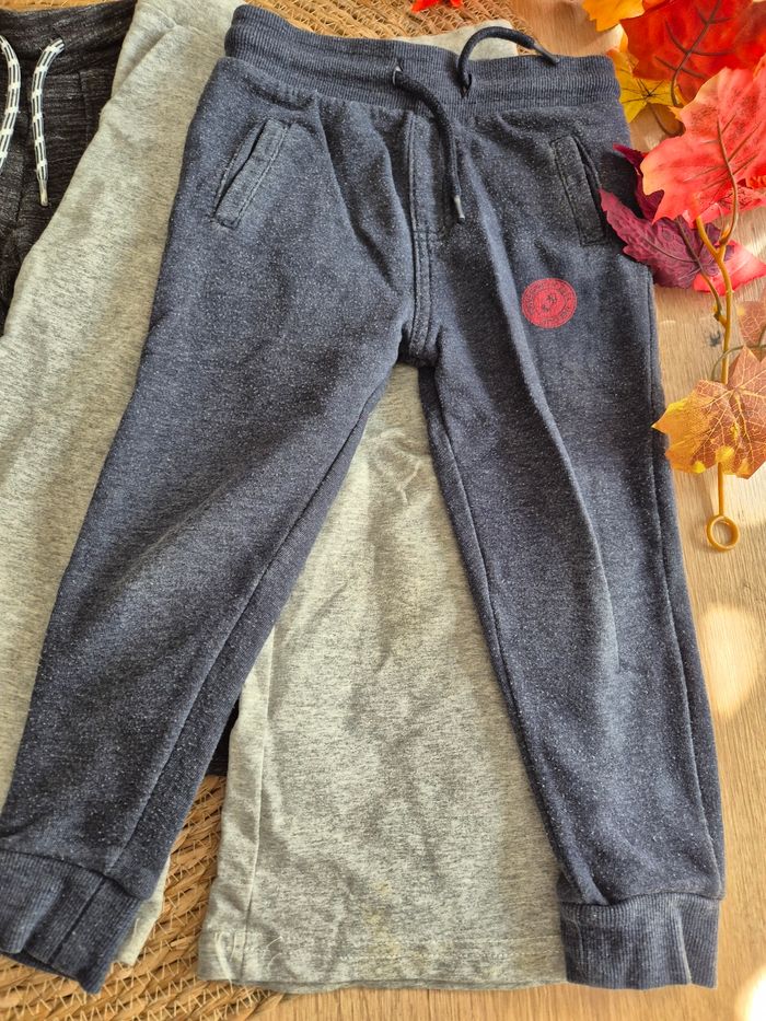 Lot de 4 pantalons de jogging garçon 3 ans - photo numéro 3
