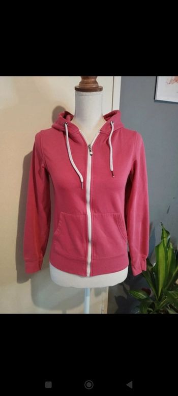 Veste a capuche taille 36