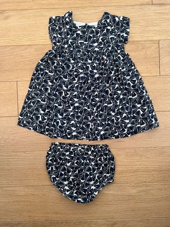 Robe jacadi fille neuve sans étiquette taille 6 mois