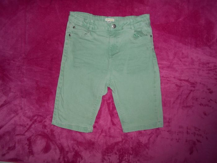 Short (Vertbaudet), taille: 12 ans à 0,50 EURO