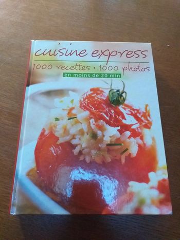Livre de cuisine " cuisine express 1000 recettes "