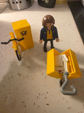 Facteur playmobil