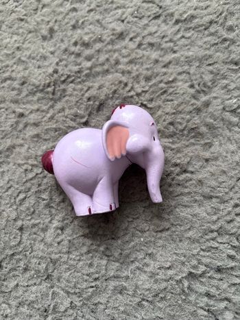 Figurine Disney efelant vintage YUIIN