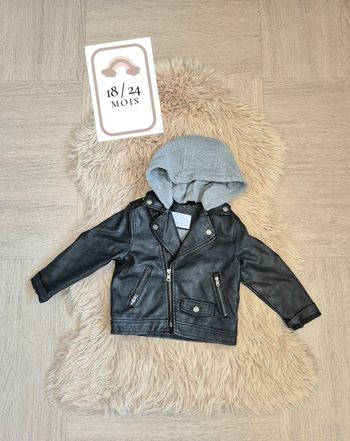 Perfecto en simili cuir * Zara *