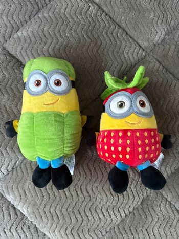 Peluches Minions neuves déguisées en fruits – Environ 20-25 cm – Idéal cadeau enfant ou déco