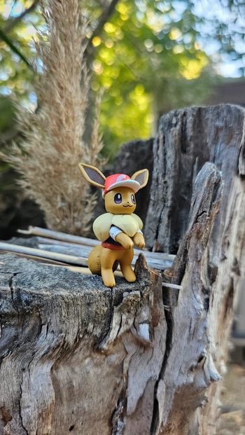 Super figurine Pokemon Nintendo tomy Évoli
