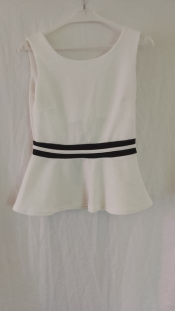 Haut blanc et noir