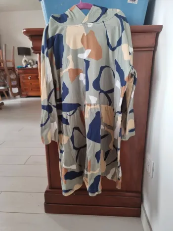 Robe à capuche