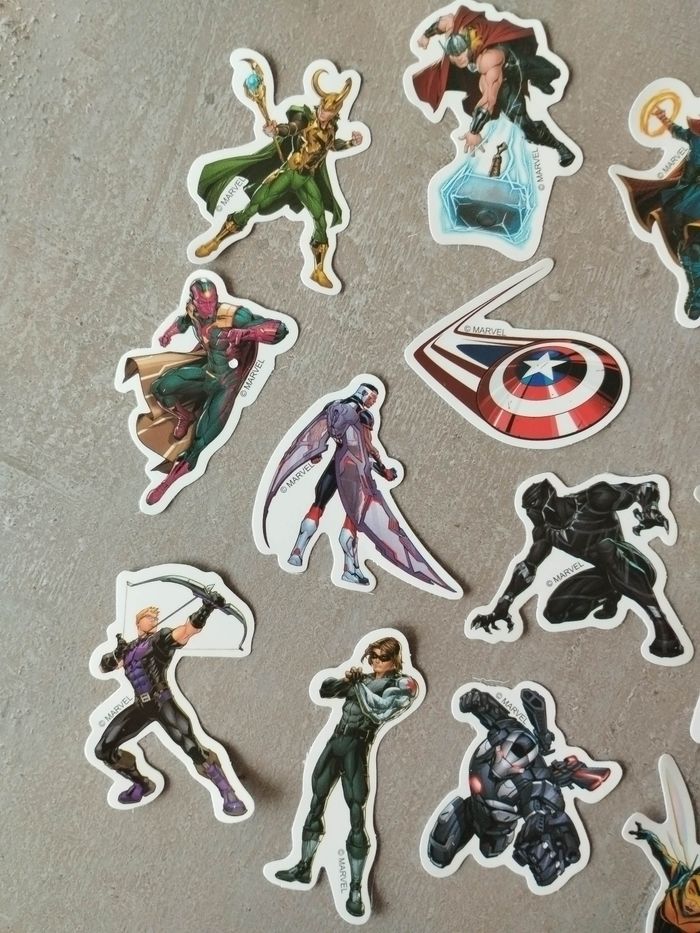 Lot  x15 stickers autocollants Marvel Avengers - photo numéro 2