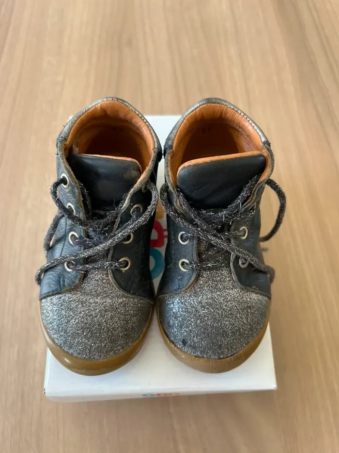 Chaussures à lacets GBB pointure 22 - photo numéro 2