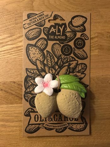 Anneau de dentition  - Aly l’amande - Oli & Carol