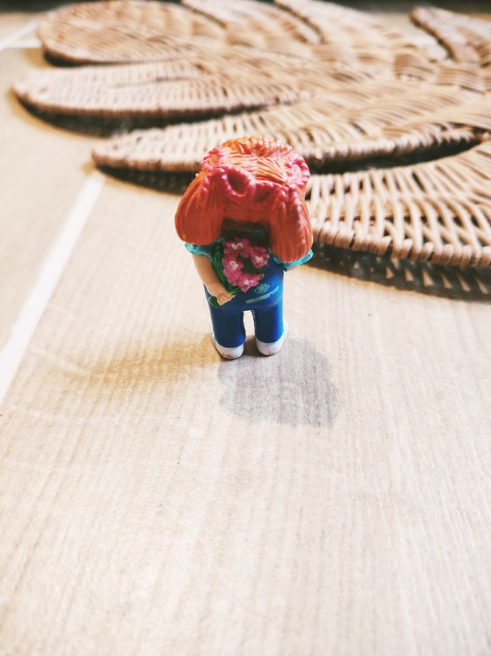 🪆Figurine Cabbage petite fille salopette bleu cœur I love you année 1984 marque Cabbage Patch kids - photo numéro 2